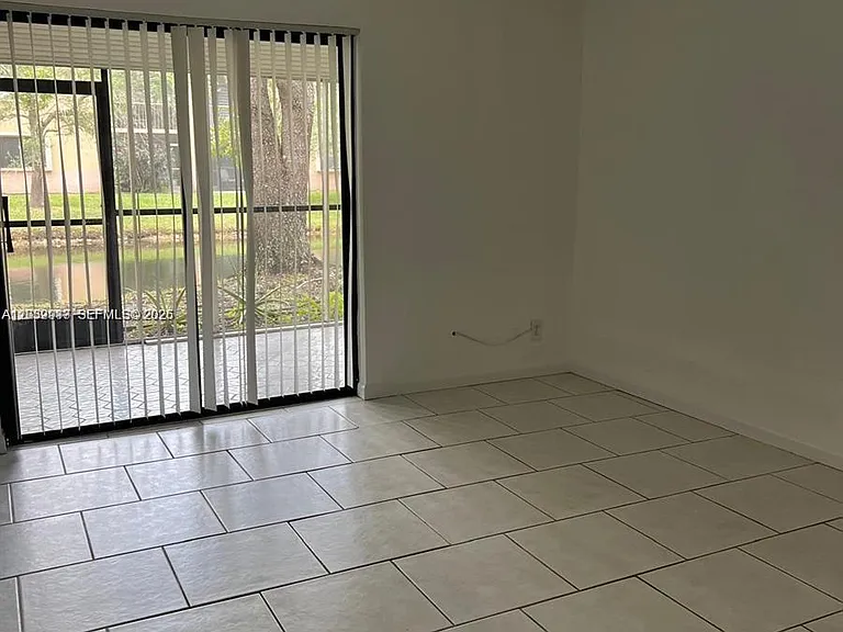 183 Lakeview Dr #103 — Photo 10