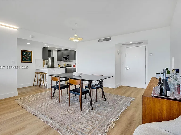 780 NE 69th St #1108 — Photo 6