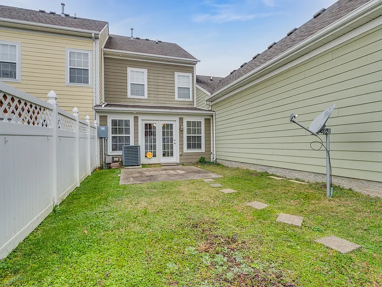 2327 Alteras Dr — Photo 22