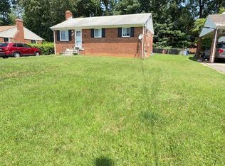 7424 Marc Dr, Falls Church, VA 22042