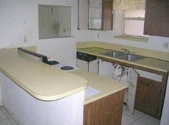 4th image of 724 SW 81st Ave #9B