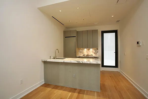 Rented by Corcoran | media 2