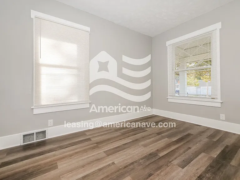 797734_011_wm_-_main_bedroom_13251481.jpg