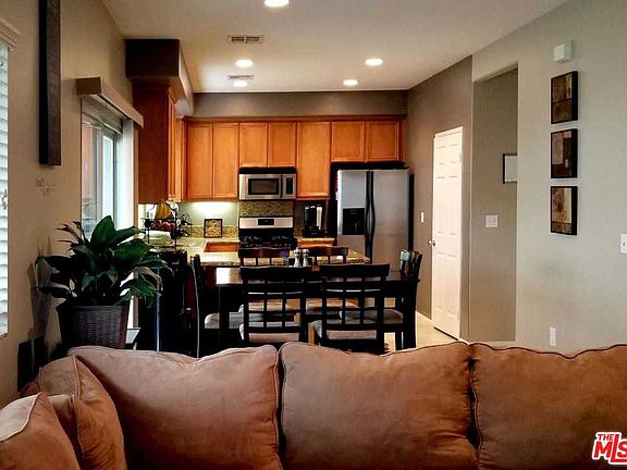 2nd image of 13371 Hyland Ct