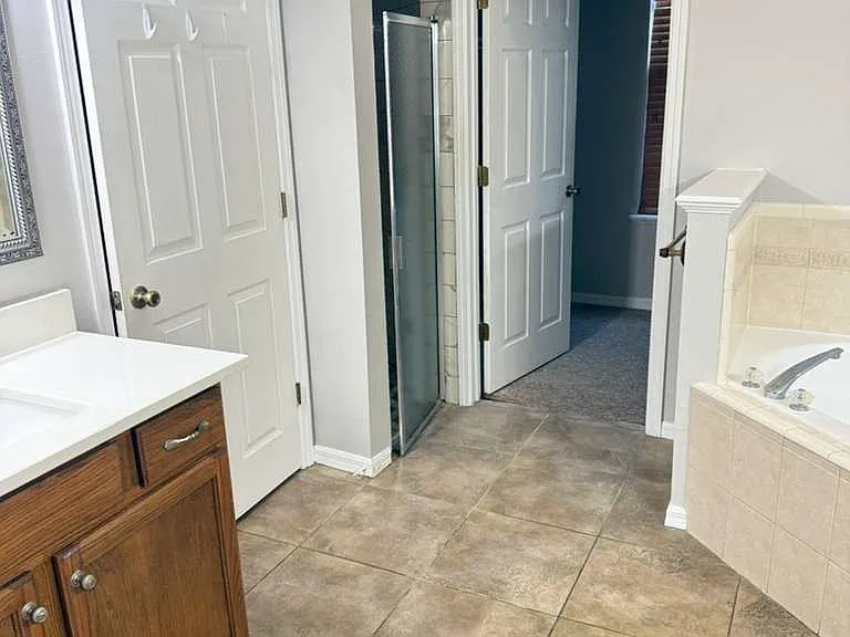 8379 SW 74th Pl — Photo 17