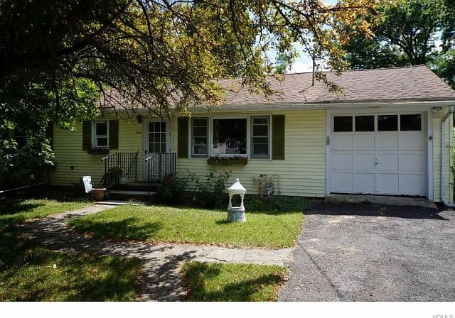 1st image of 40 Heidt Ave
