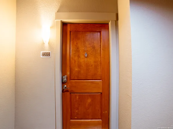 7342 Oak Manor #7202, San Antonio, TX 78229