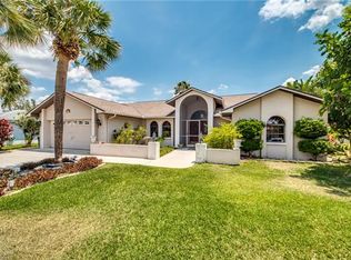 435 SE 13th Ave, Cape Coral, FL 33990