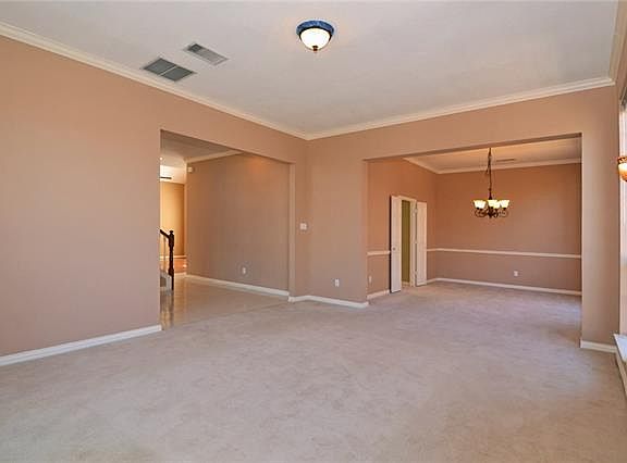 4th image of 2300 Eldger Dr