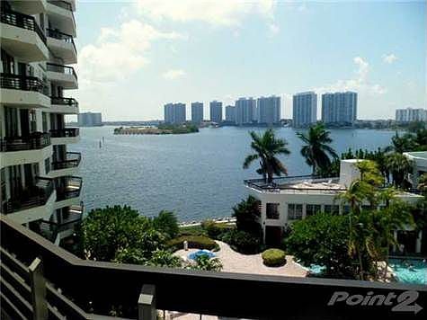 2nd image of 3600 Mystic Pointe Dr APT 604