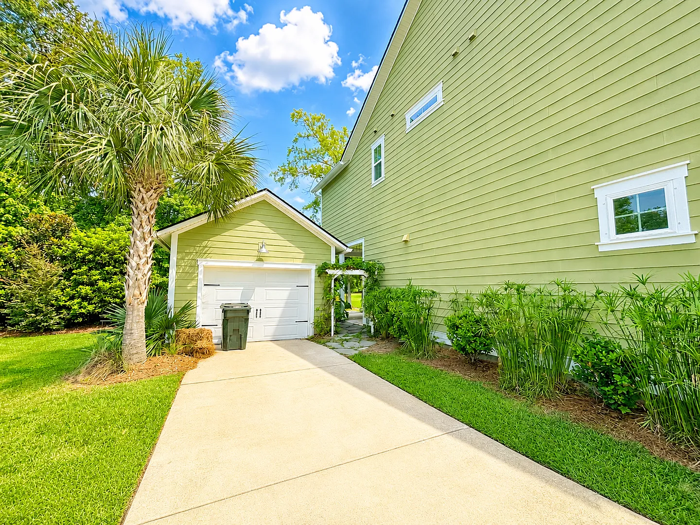 3bd/2.5ba House Available Sept. 1, 2026 - Located On James Island! — Photo 3