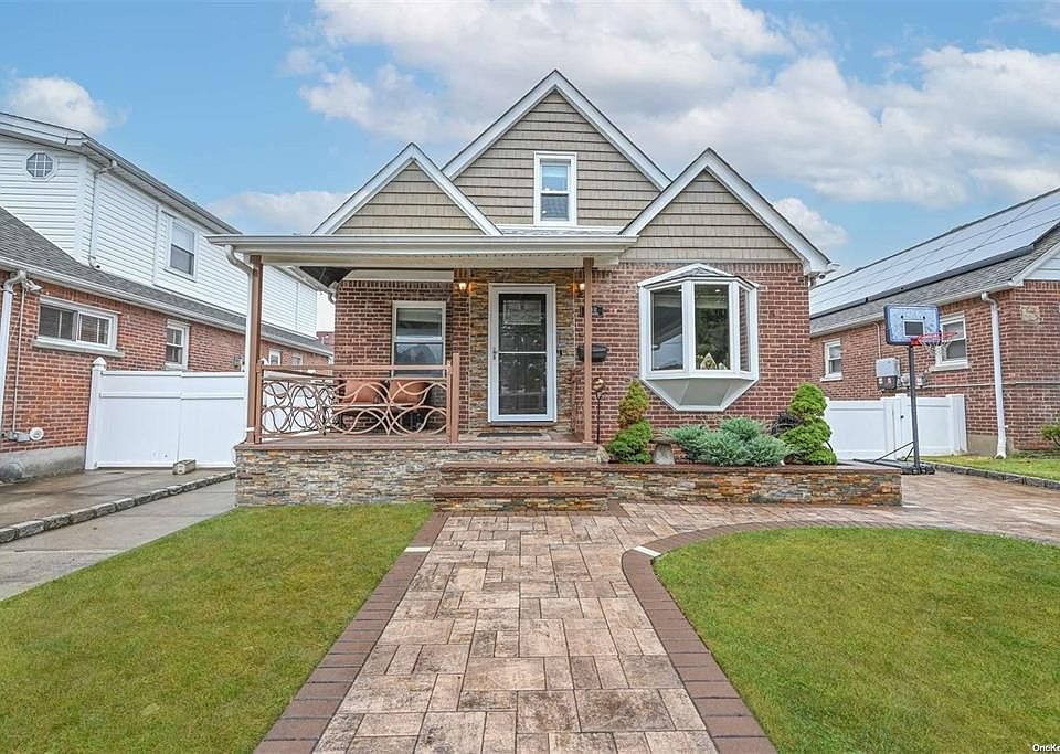 1st image of 173-11 47th Avenue