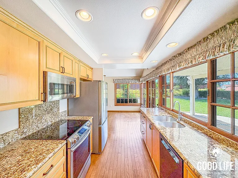 12573 Parma Ct — Photo 4