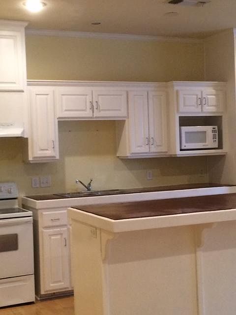 2nd image of 65 Valleyview Rd APT B