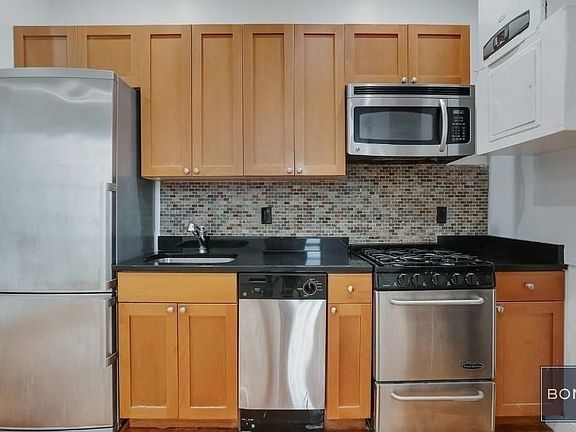 3rd image of 207 2nd Ave #4AF
