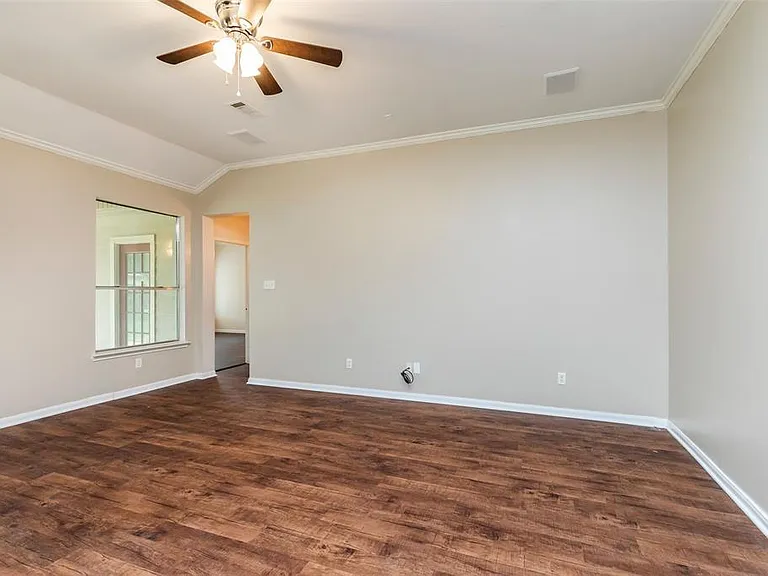 14707 Chapelbrook Ln — Photo 3