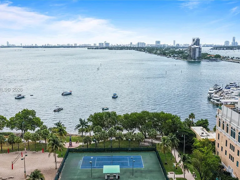 1750 N Bayshore Dr #2804 — Photo 31