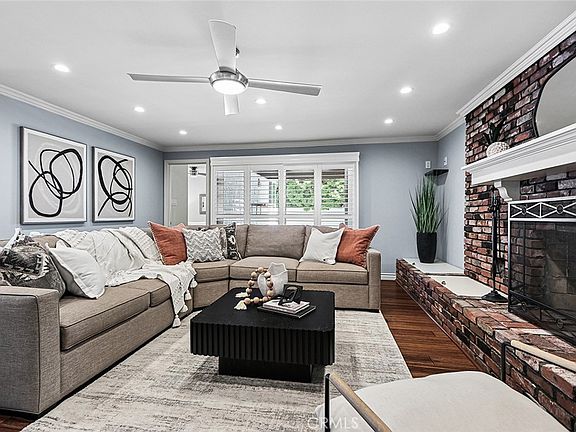 4th image of 910 Firmona Ave