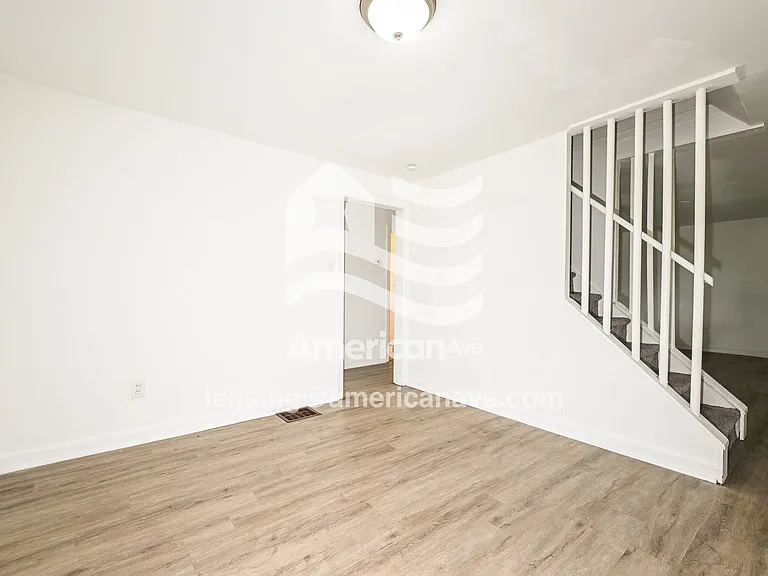 1426353_003_dining_room_4.jpg