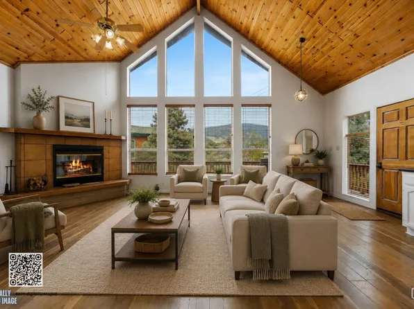 2513 Glacier Dr, Frazier Park, CA 93225