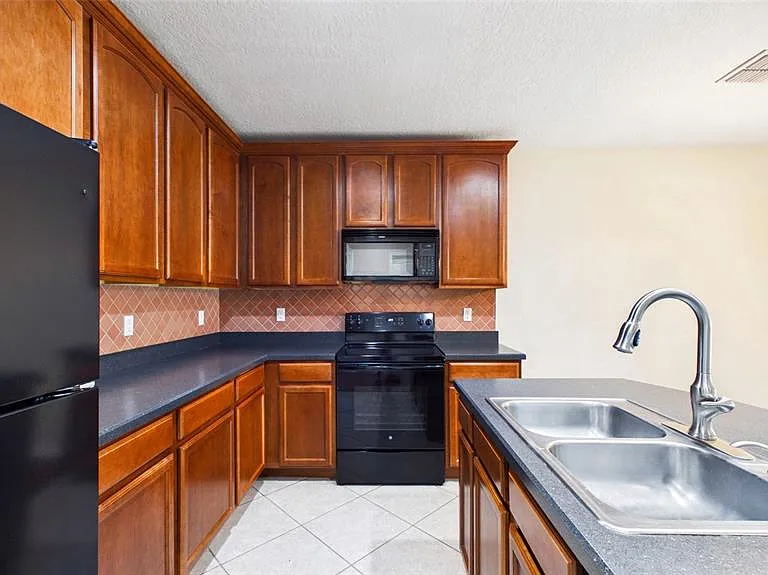 13128 Logan Captiva Ln — Photo 11