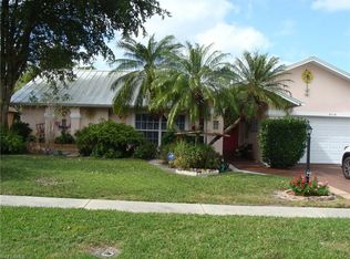 4554 Beechwood Lake Dr N, Naples, FL 34112