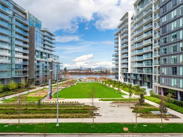 6688 Pearson Way #305, Richmond, BC V7C 0E5