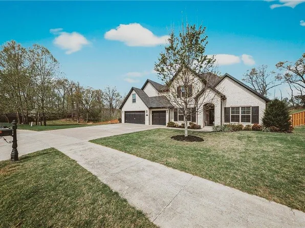 1503 NW Hermanus St, Bentonville, AR 72712