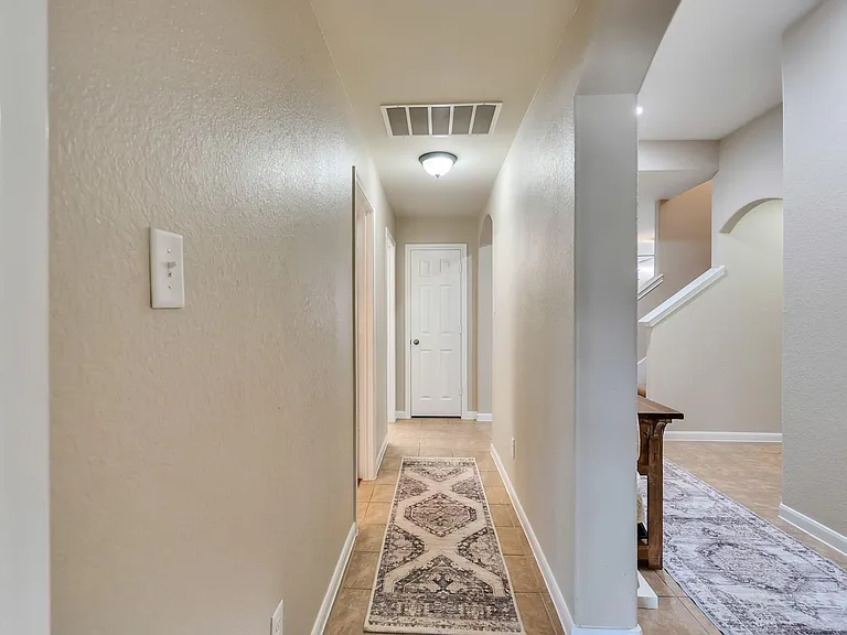 9015 Springcroft Ct — Photo 7