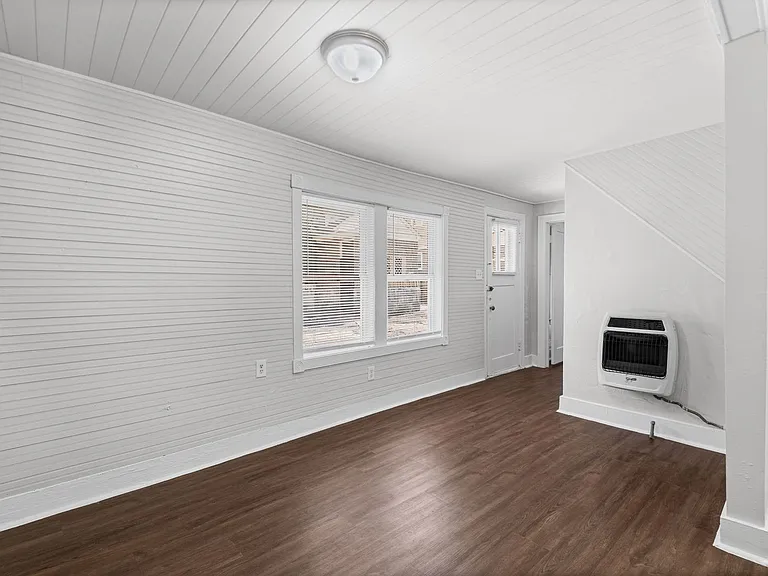 1306 Carr Ave — Photo 8