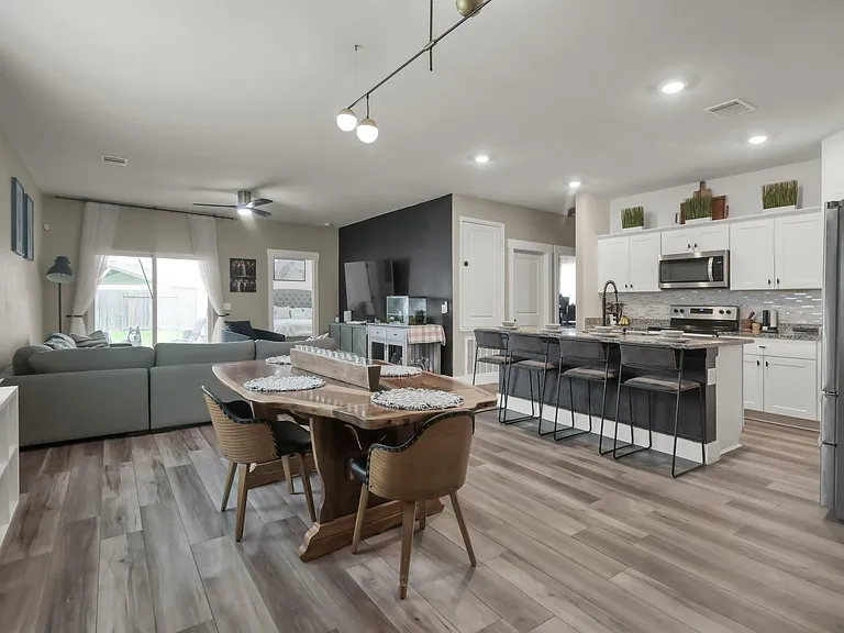 13419 Harrow Park Ln — Photo 4