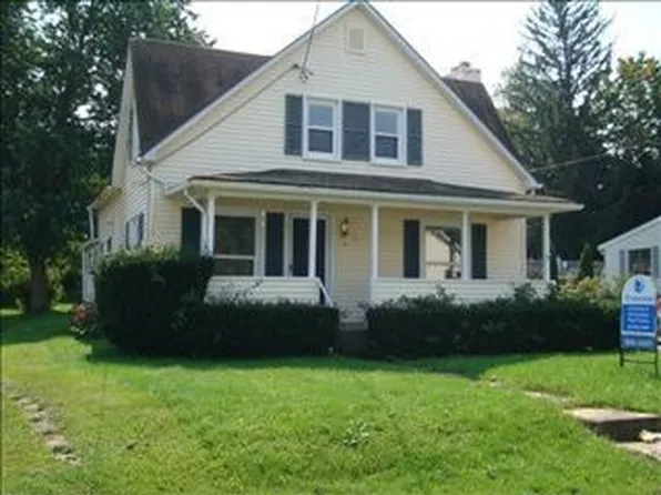 25 Glen Ave, Corning, NY 14830