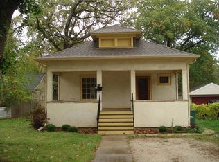 22 Junior Ave, Grayslake, IL 60030