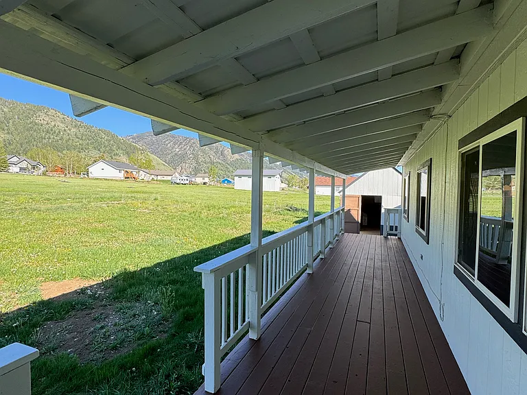 299 Cedar Creek Dr — Photo 31