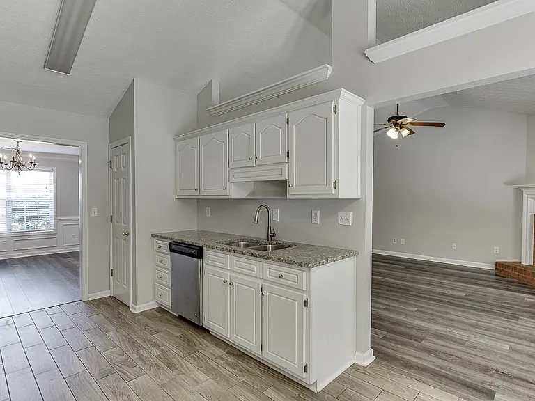 3535 Duncan Bridge Dr — Photo 11