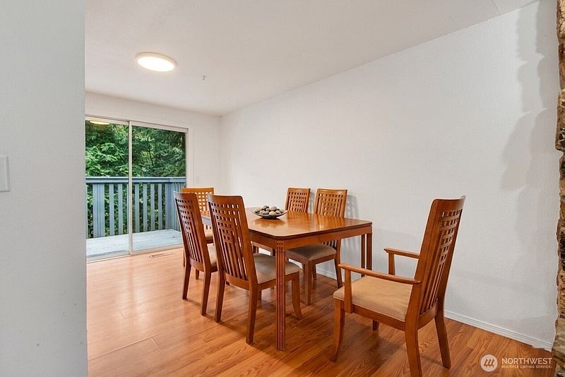 4th image of 29754 4th Avenue S