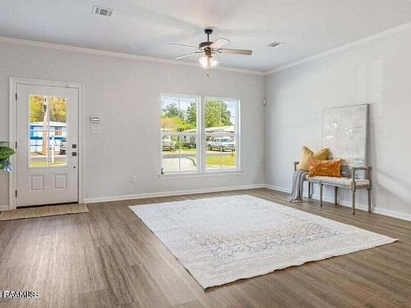 4th image of 104 Whittington Dr #E
