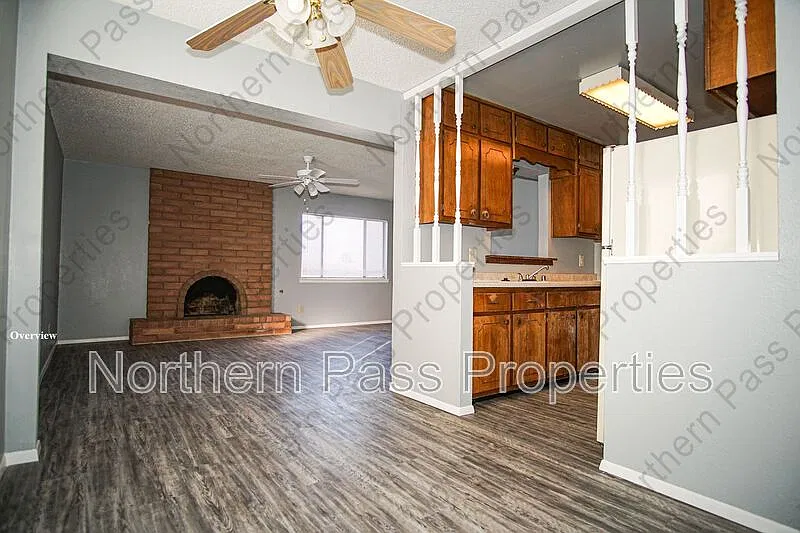 3 bed, 2.0 bath, 1440 sqft, $1,445 — Photo 4