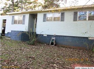 100 Pinewood Cir, Talladega, AL 35160