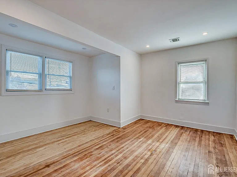 385 Pierson Ave #2 — Photo 14