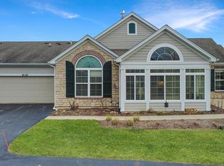 619 Schumann St, Woodstock, IL 60098