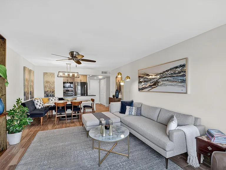 1502 S Lakeside Dr #214 — Photo 12
