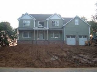 127 Dey Grove Rd, Monroe Township, NJ 08831