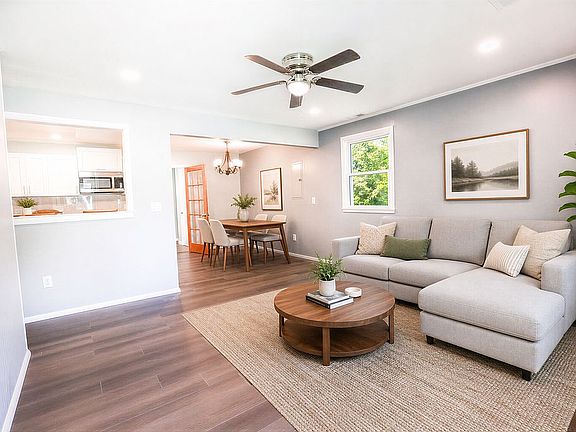 3rd image of 2106 Beck Dr
