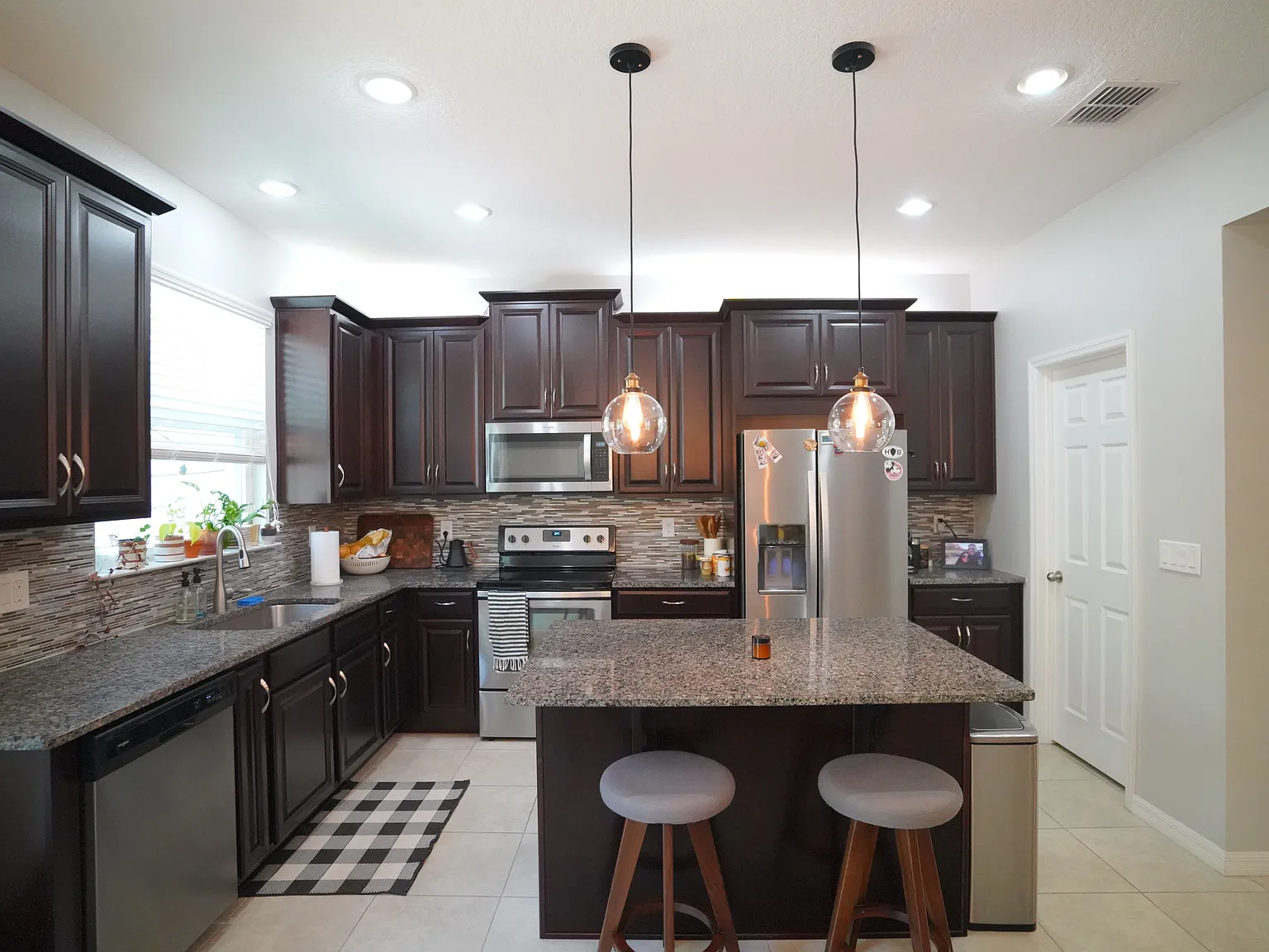 3536 Brighton Park Cir — Photo 4