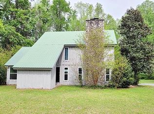 151 Atkinson Dr, Swainsboro, GA 30401