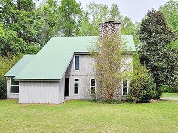 151 Atkinson Dr, Swainsboro, GA 30401