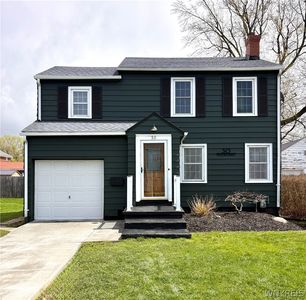 30 Woodcrest Dr, Buffalo, NY, 14220