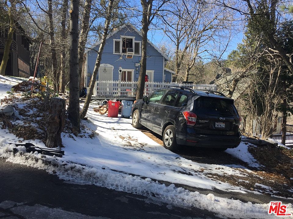1st image of 434 Tetley Ln
