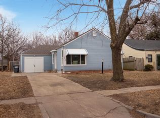 1048 N Pershing Ave, Wichita, KS 67208